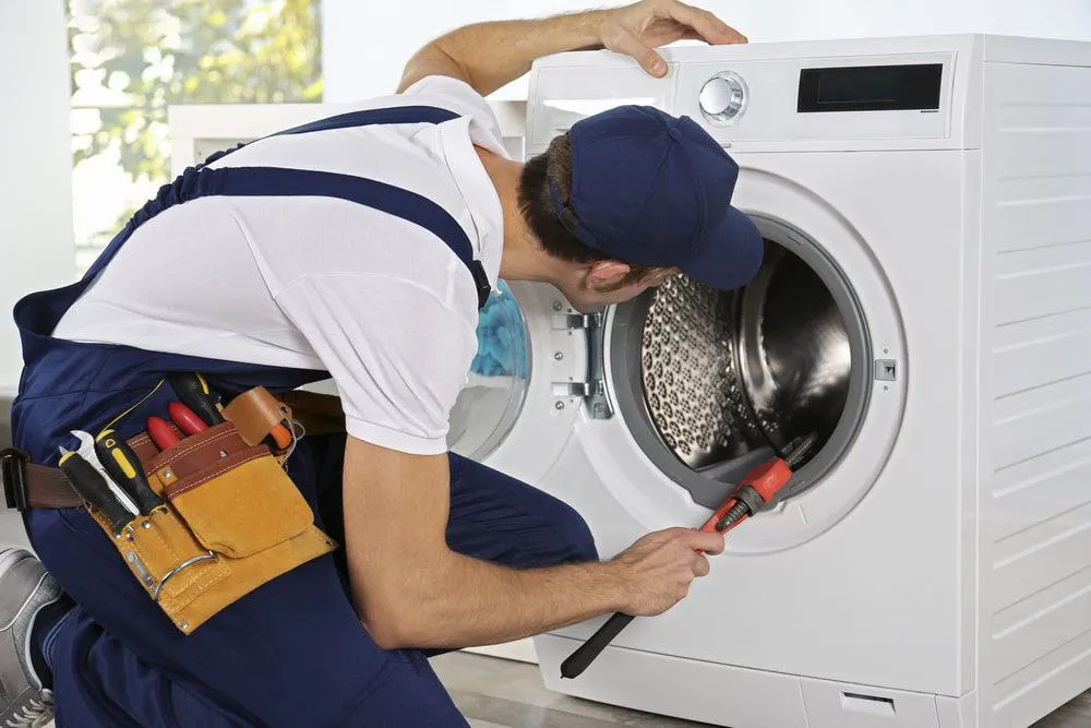 خدمات ماشین لباسشویی در شرق